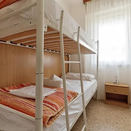 Smeralda Superior, 8 Posti Vicino Al Mare E Alle Terme * Бибионе