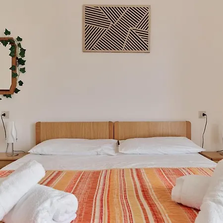 Smeralda Superior, 8 Posti Vicino Al Mare E Alle Terme Апартаменты *