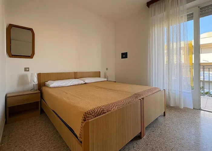 Smeralda Superior, 8 Posti Vicino Al Mare E Alle Terme Бибионе